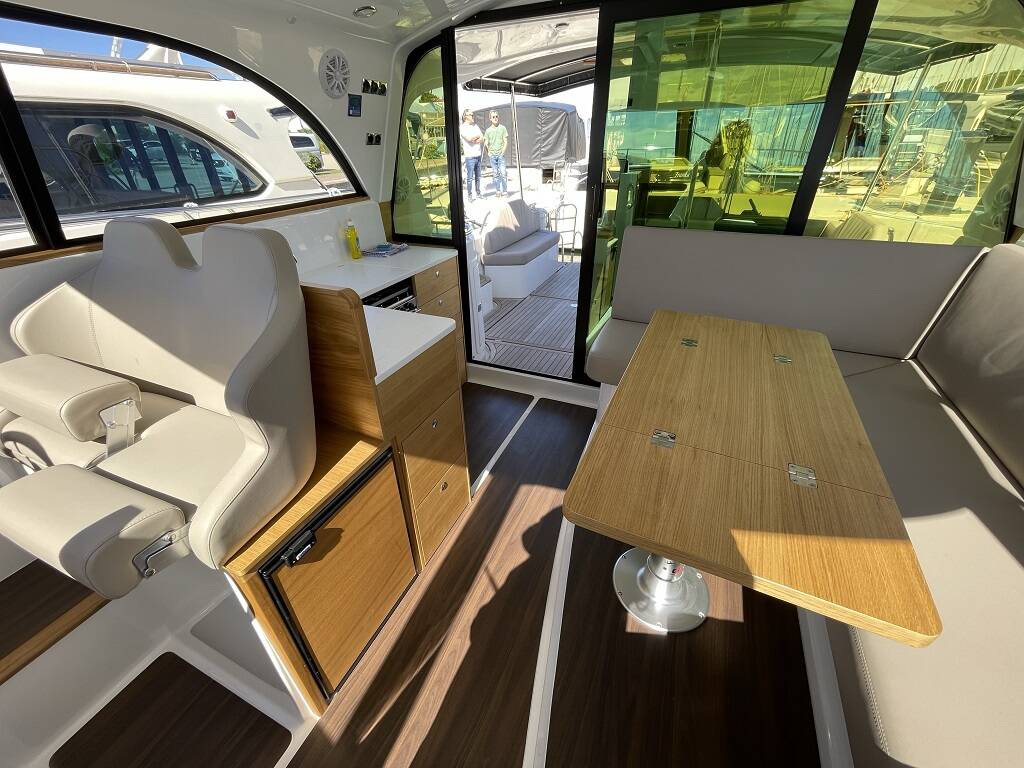 Adriana 44 FLY Baby Blue