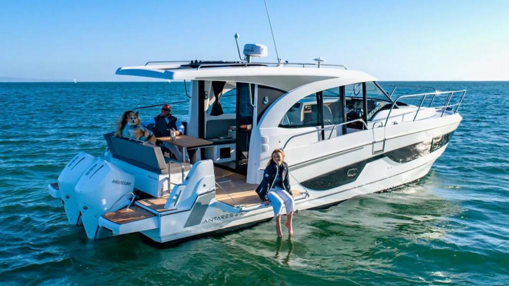 Motor boat Antares 11 OB No Name