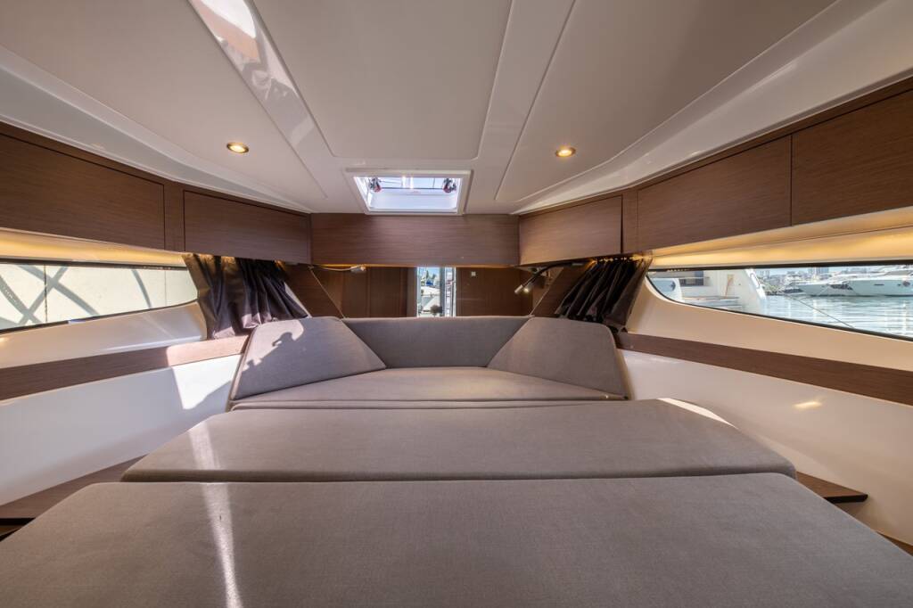 Motorboot Antares 11 Desire