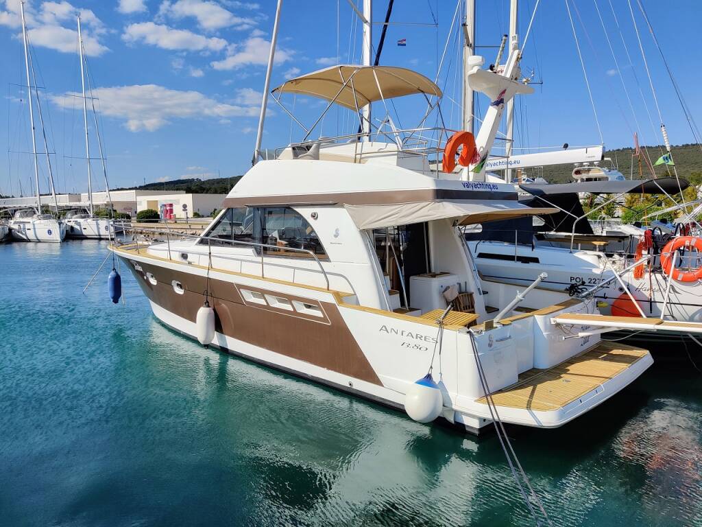 Motoryacht Antares 13,80 Ardea