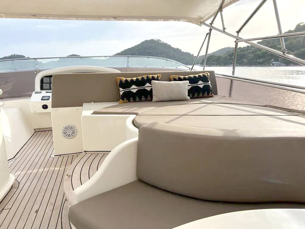 Astondoa 82 GLX Magic Six