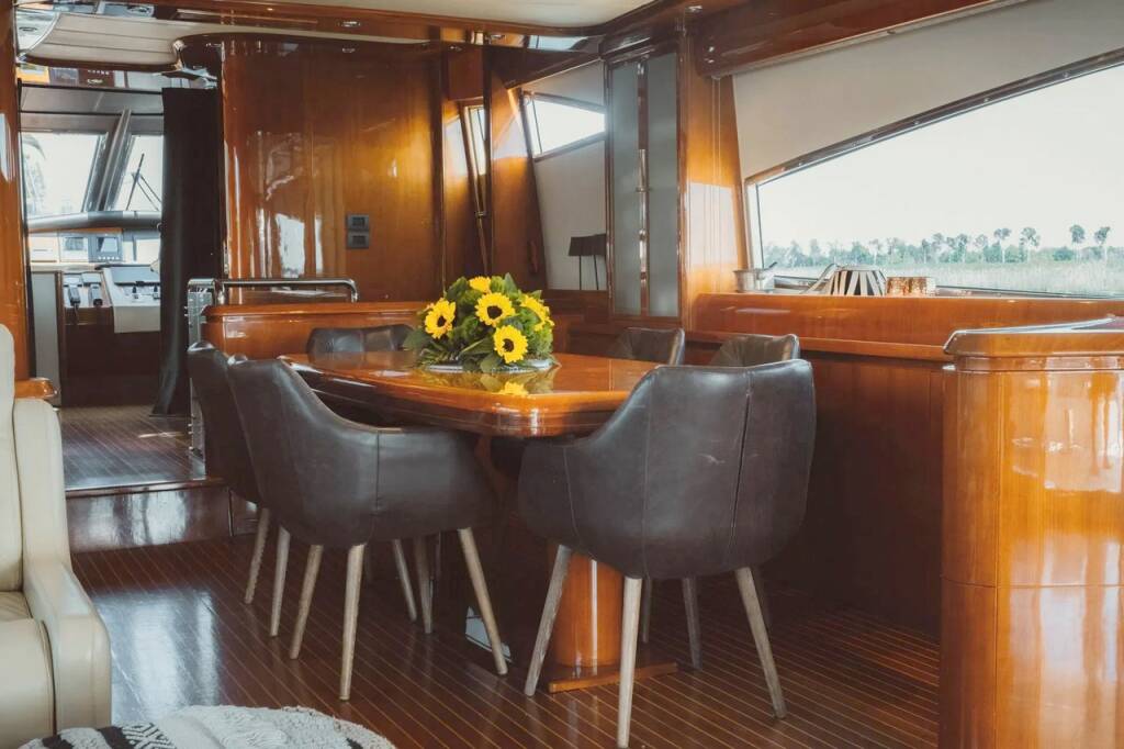 Astondoa 82 GLX Magic Six