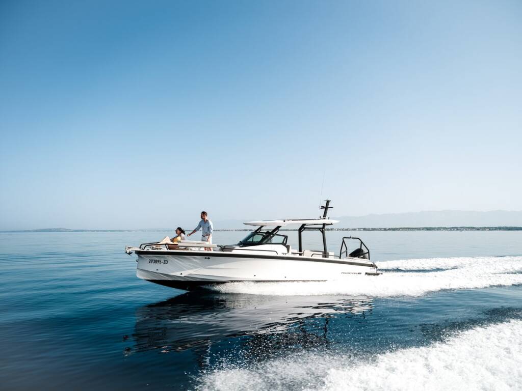 Axopar 29 Sun Top Axopar 29