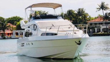 Motor yacht Azimut 46 Evolution Marta