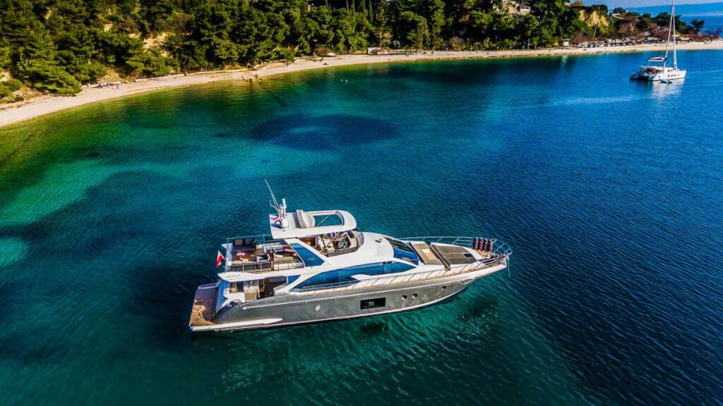 Azimut 66 MY My Karat II