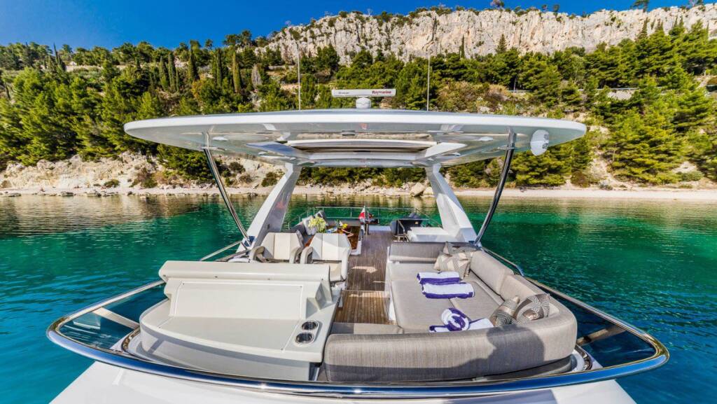 Azimut 66 MY My Karat II