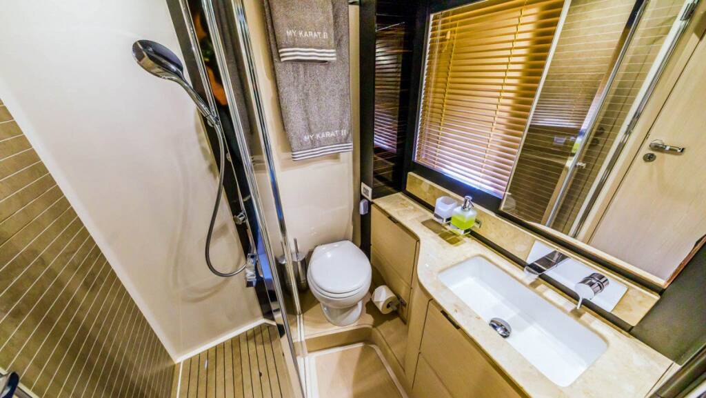 Luxus-Motoryacht Azimut 66 MY My Karat II