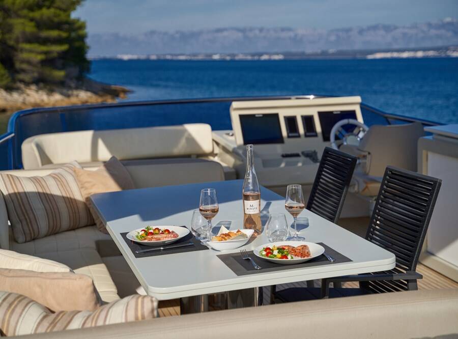 Motoryacht Azimut 72 Relax of Croatia