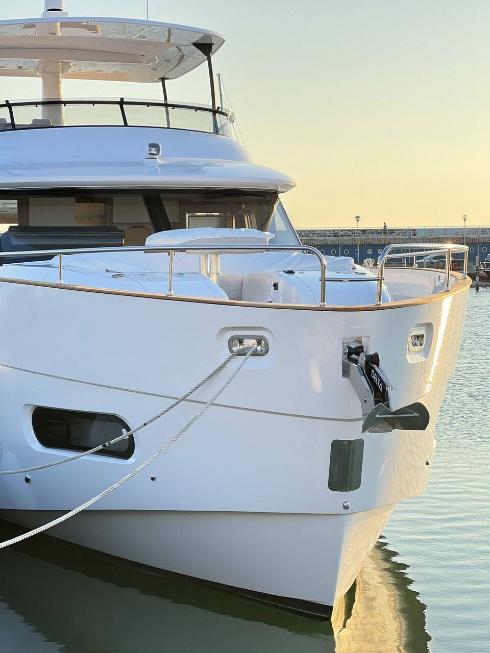 Motor yacht Azimut Magellano 66 Moon light