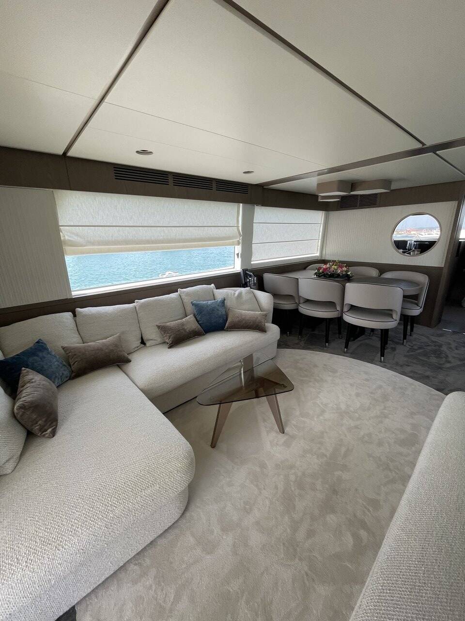 Motor yacht Azimut Magellano 66 Moon light