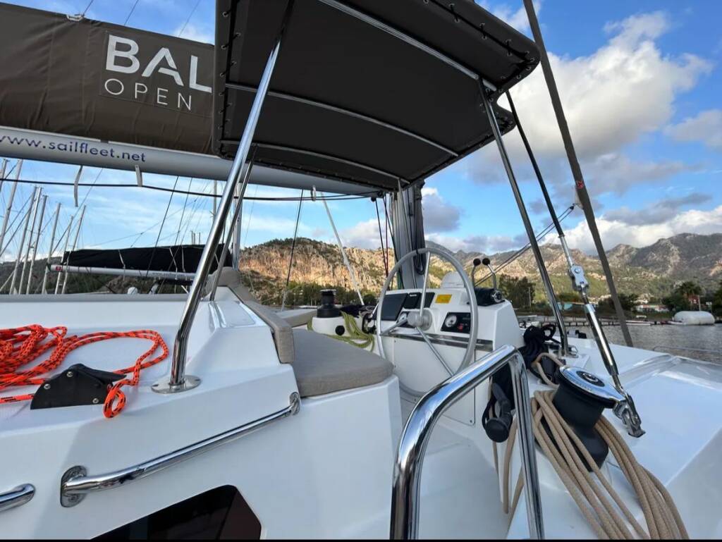 Bali 4.2 Sail Spazio