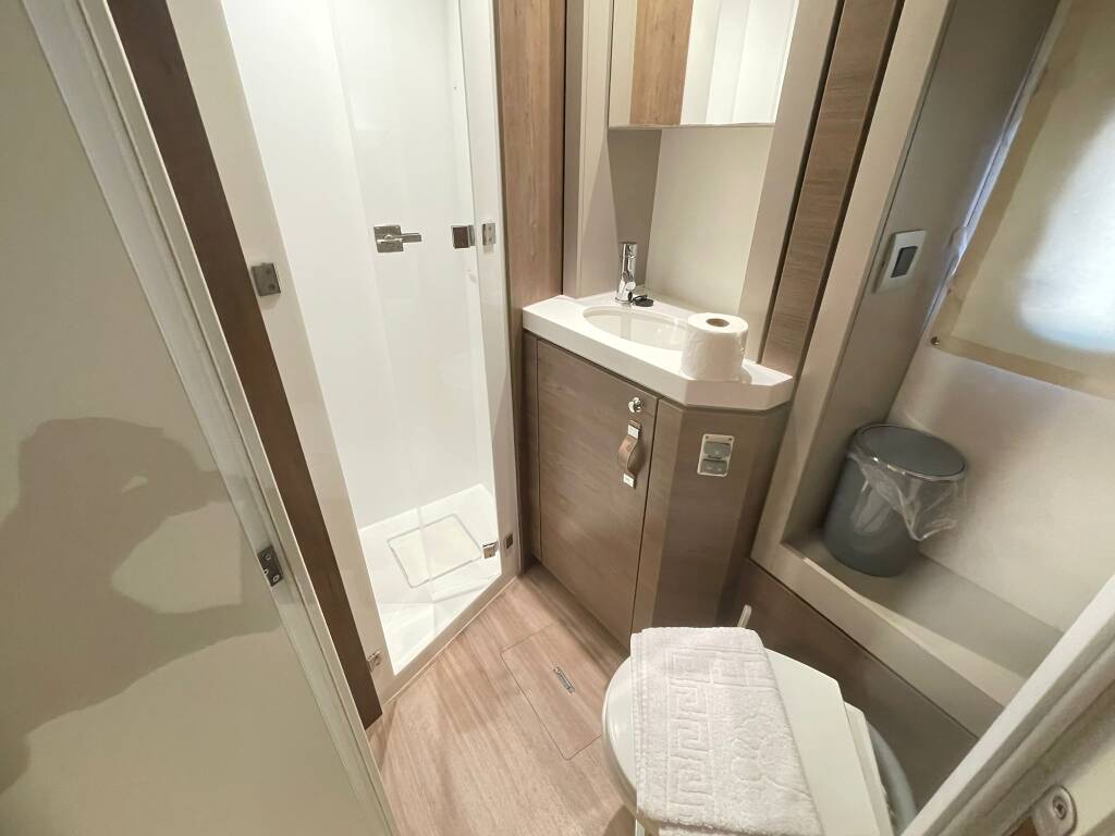 Bali 4.6 Sail Aquarius