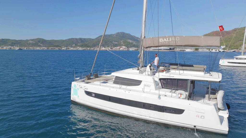 Catamaran Bali 4.6 Ediba Senior