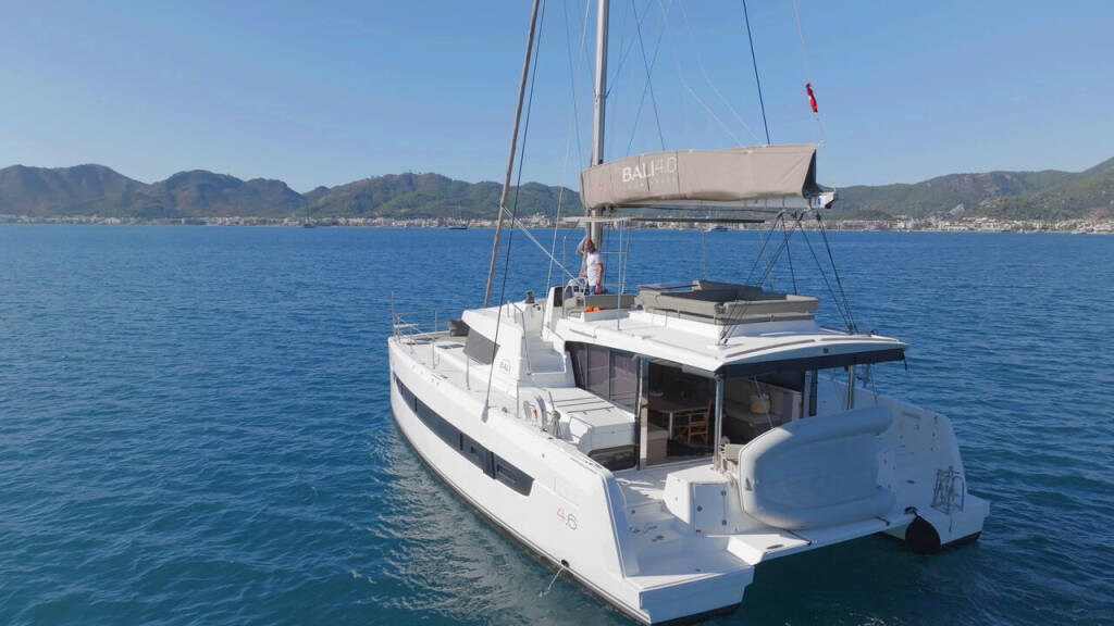 Catamaran Bali 4.6 Ediba Senior