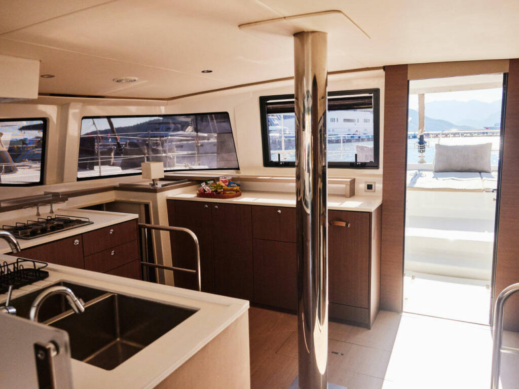 Catamaran Bali 4.6 Ediba Senior