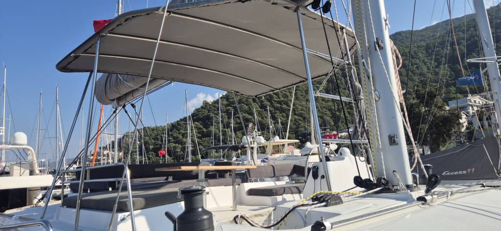 Bali 4.6 Royal Salute