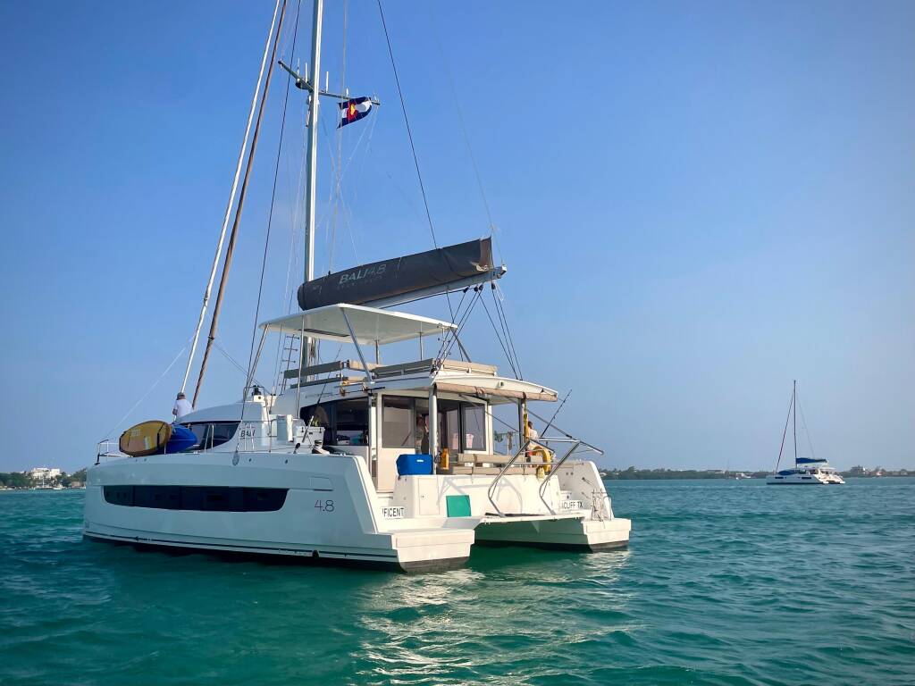 Catamaran Bali 4.8 Magnificent