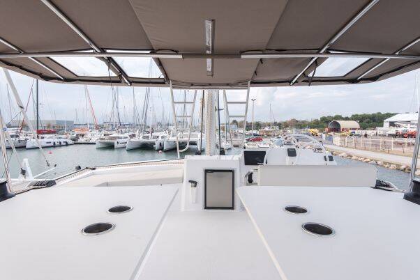 Catamaran Bali 5.4 DREAM TAHAA_DB 