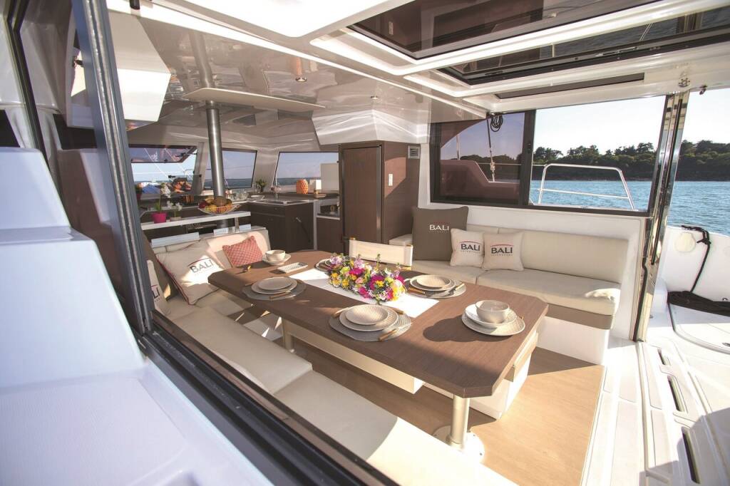 Catamaran Bali Catspace OW ARCADIA
