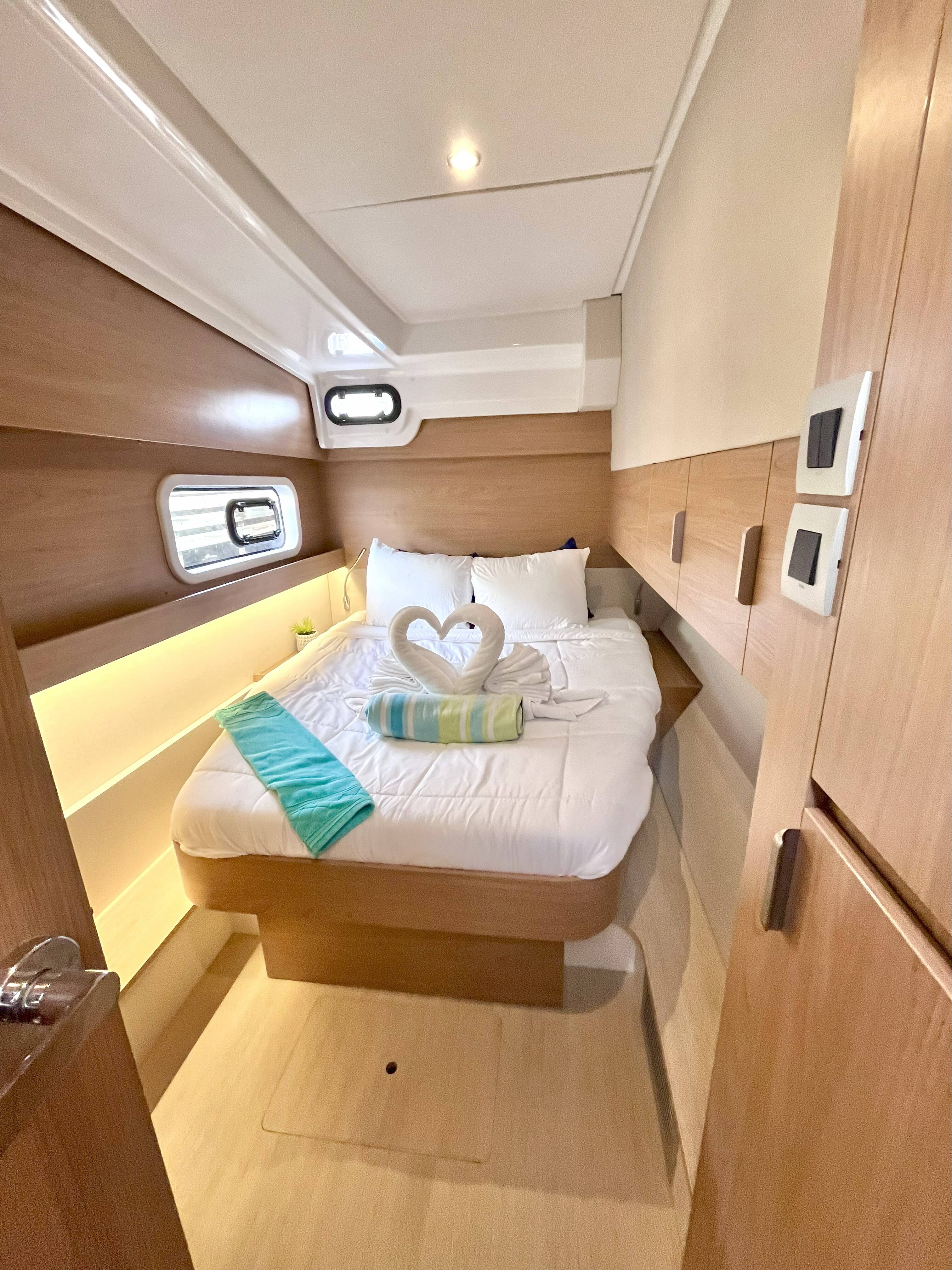 Bali Catspace OW Yamas