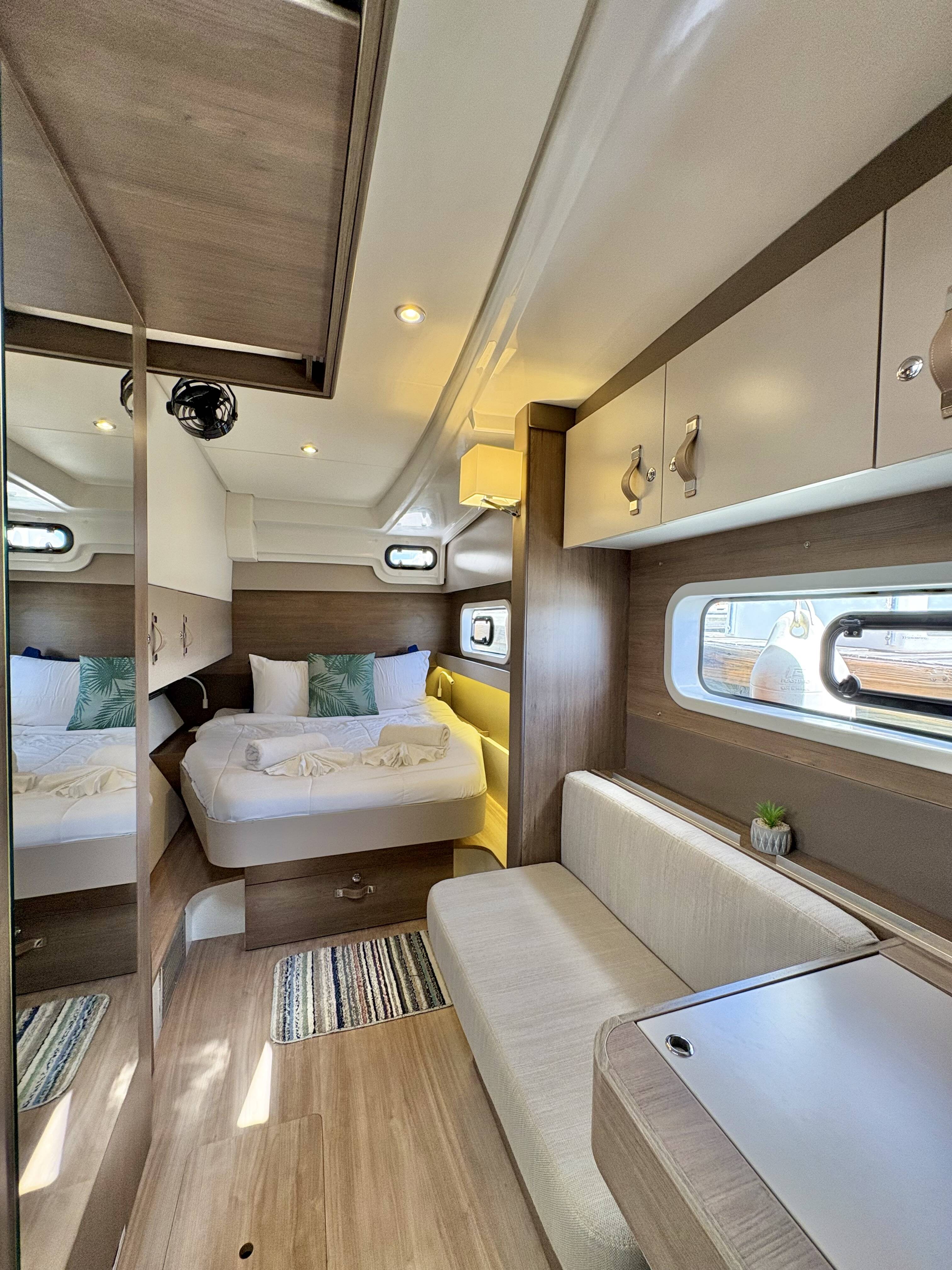 Bali Catspace OW Morale Compass