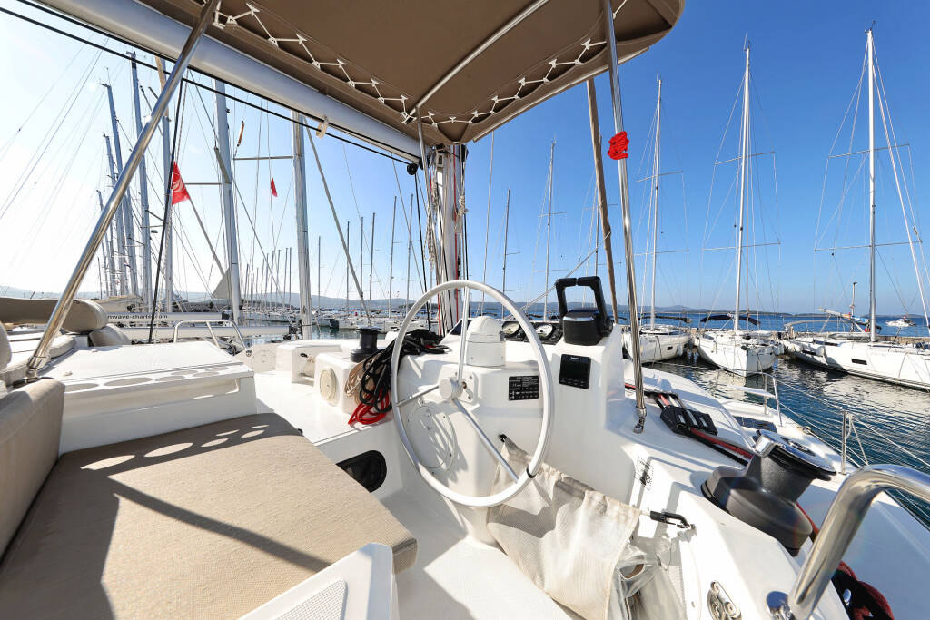 Bali Catspace Dragonfly