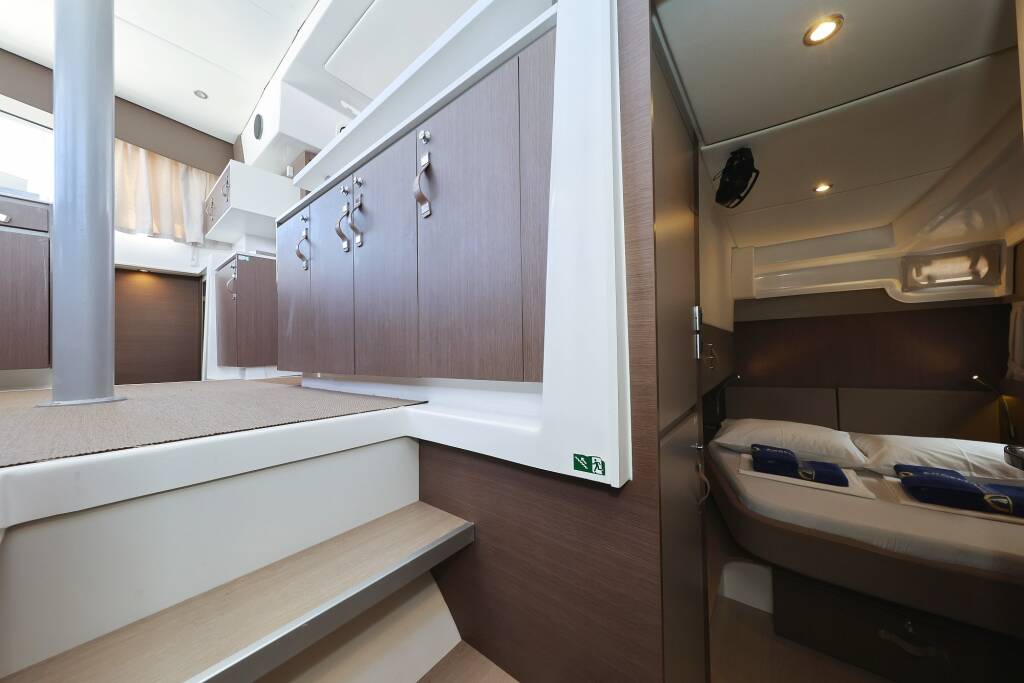 Bali Catspace Queen Bee