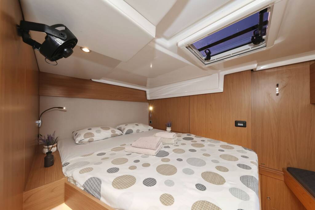 Bali Catspace Rolling Stone