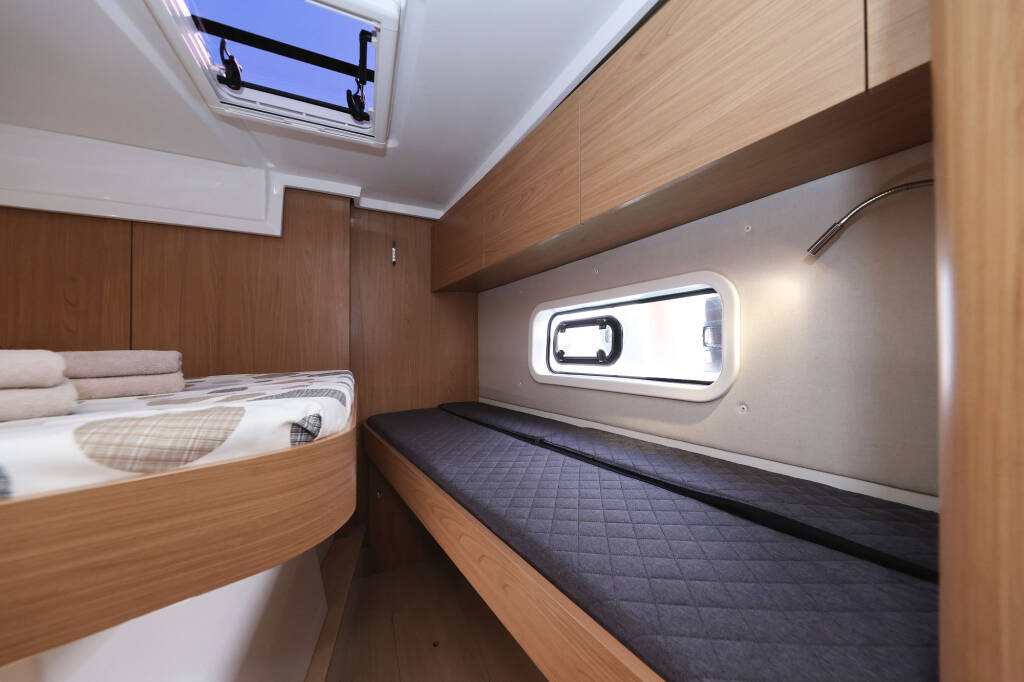 Bali Catspace Sapphire