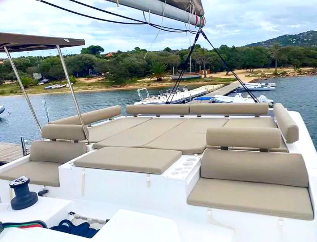 Katamaran Bali Catspace Steady Streamer