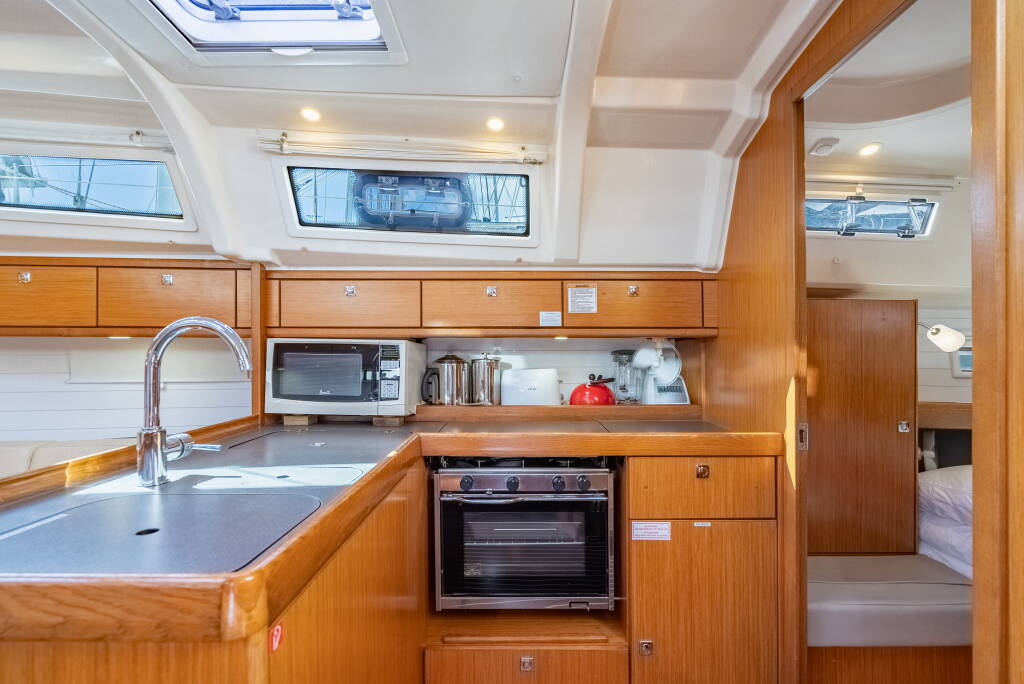 Bavaria 37 Jitterbug