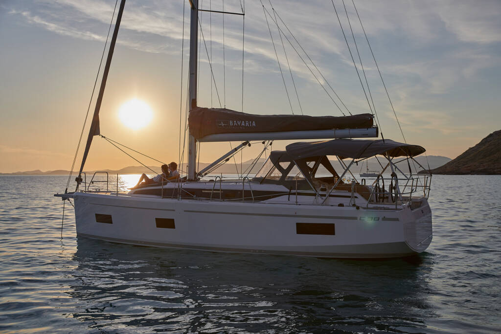 Segelyacht Bavaria C38 Talia