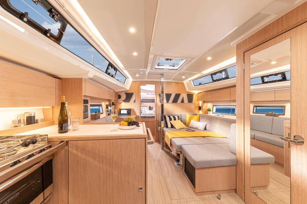 Segelyacht Bavaria C38 Talia