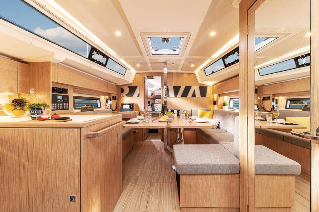 Segelyacht Bavaria C38 Talia