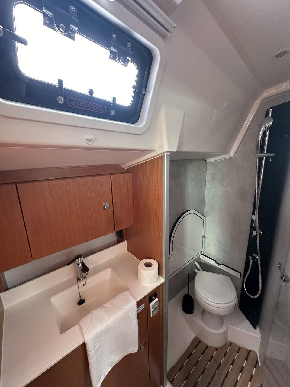 Segelyacht Bavaria C38 Surf Point