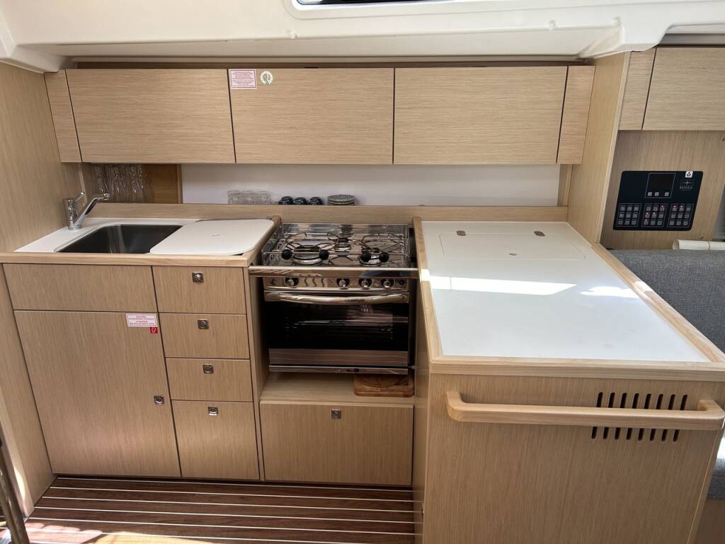 Segelyacht Bavaria C38 Xenia
