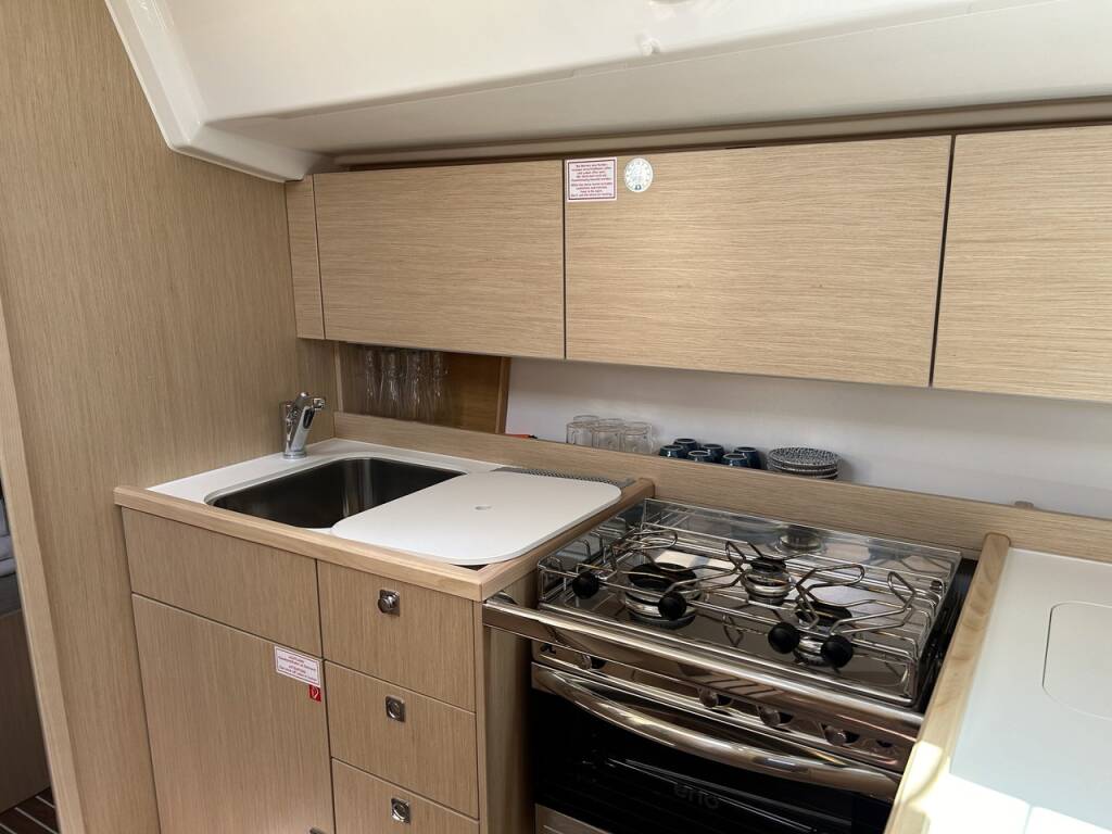 Segelyacht Bavaria C38 Xenia