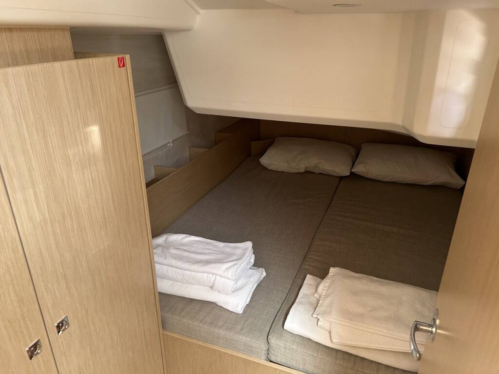 Segelyacht Bavaria C38 Xenia
