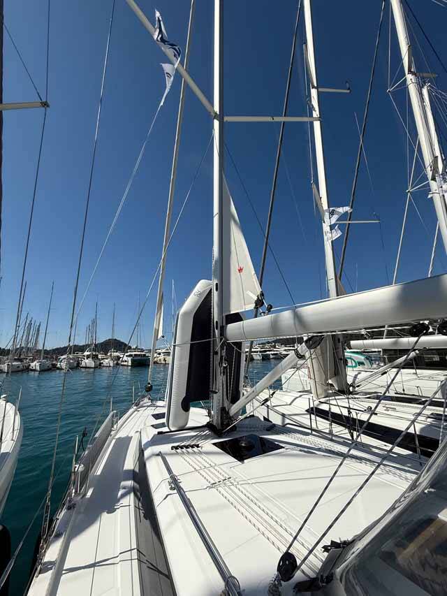 Segelyacht Bavaria C38 The Cat