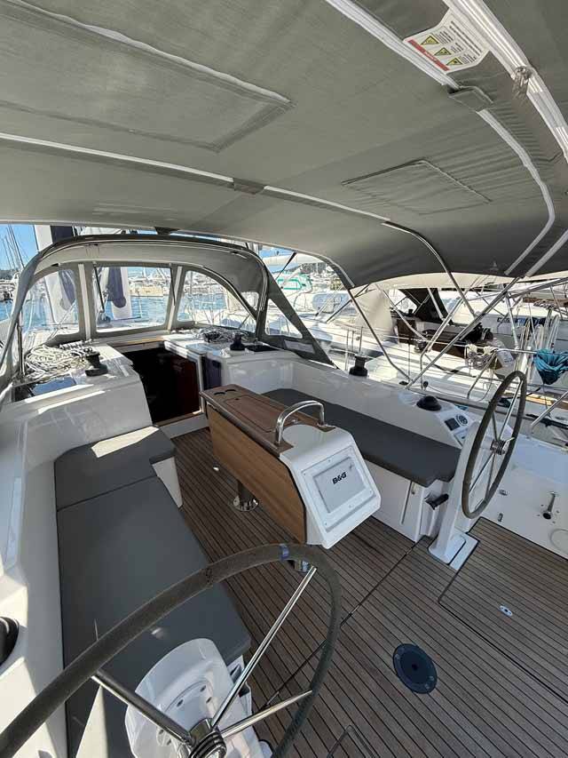 Segelyacht Bavaria C38 The Cat