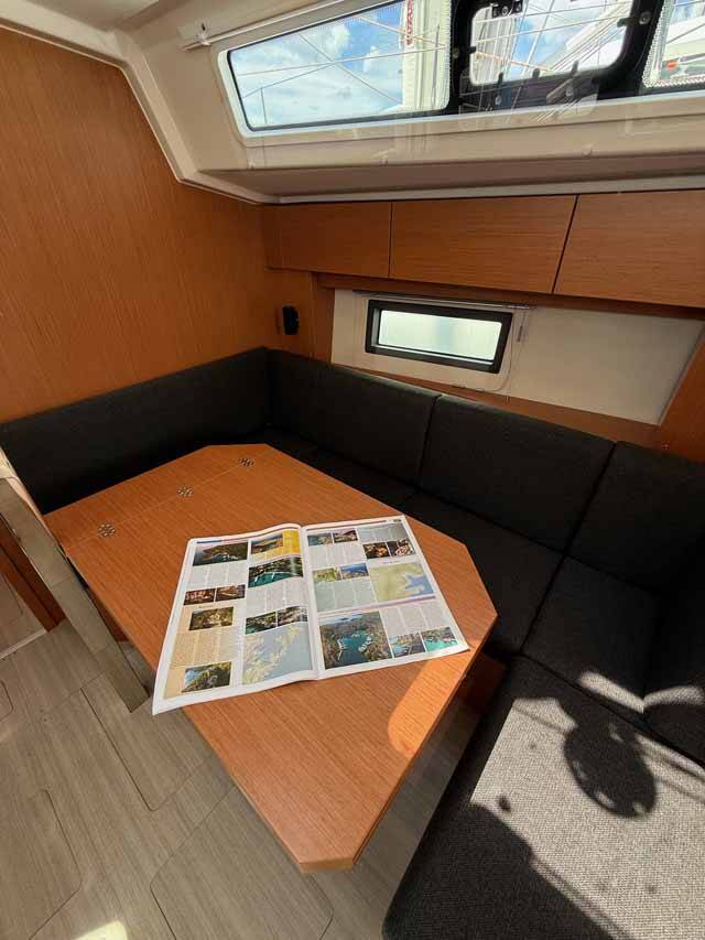 Segelyacht Bavaria C38 The Cat