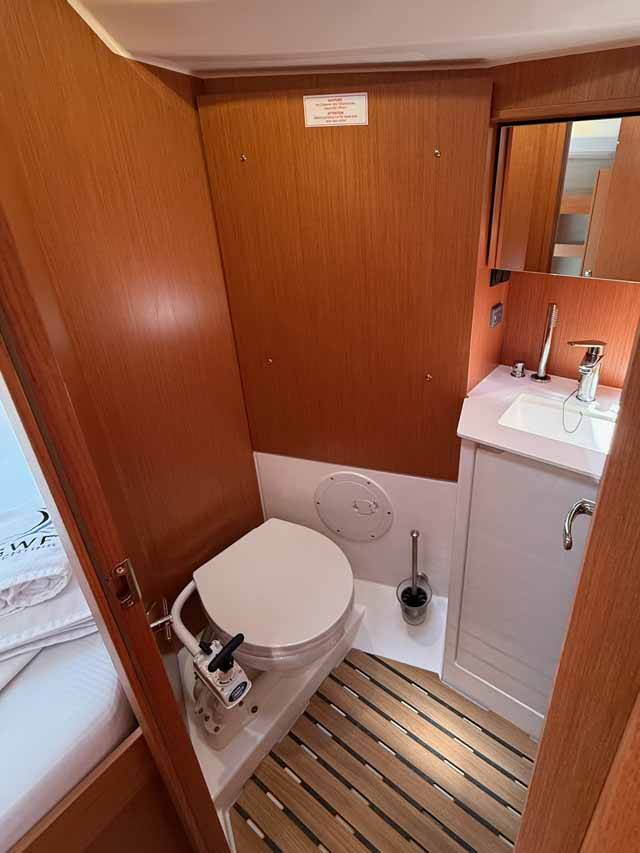 Segelyacht Bavaria C38 The Cat