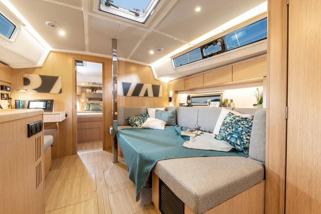 Segelyacht Bavaria C42 Style Polaris