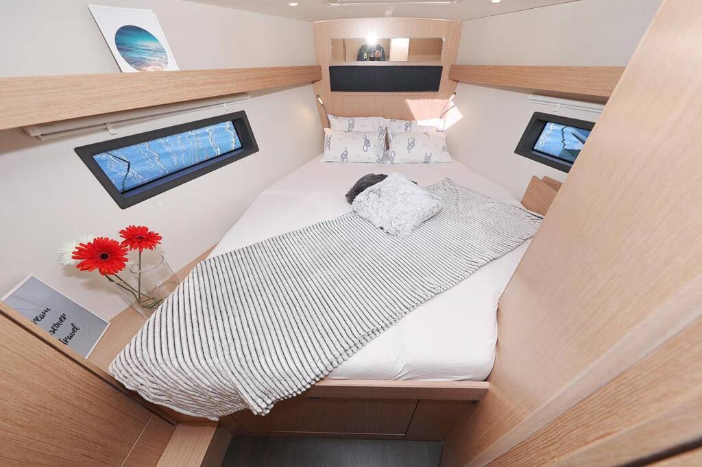 Bavaria C42 First Light