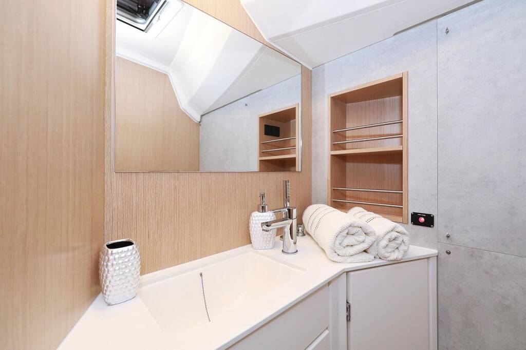 Bavaria C42 First Light