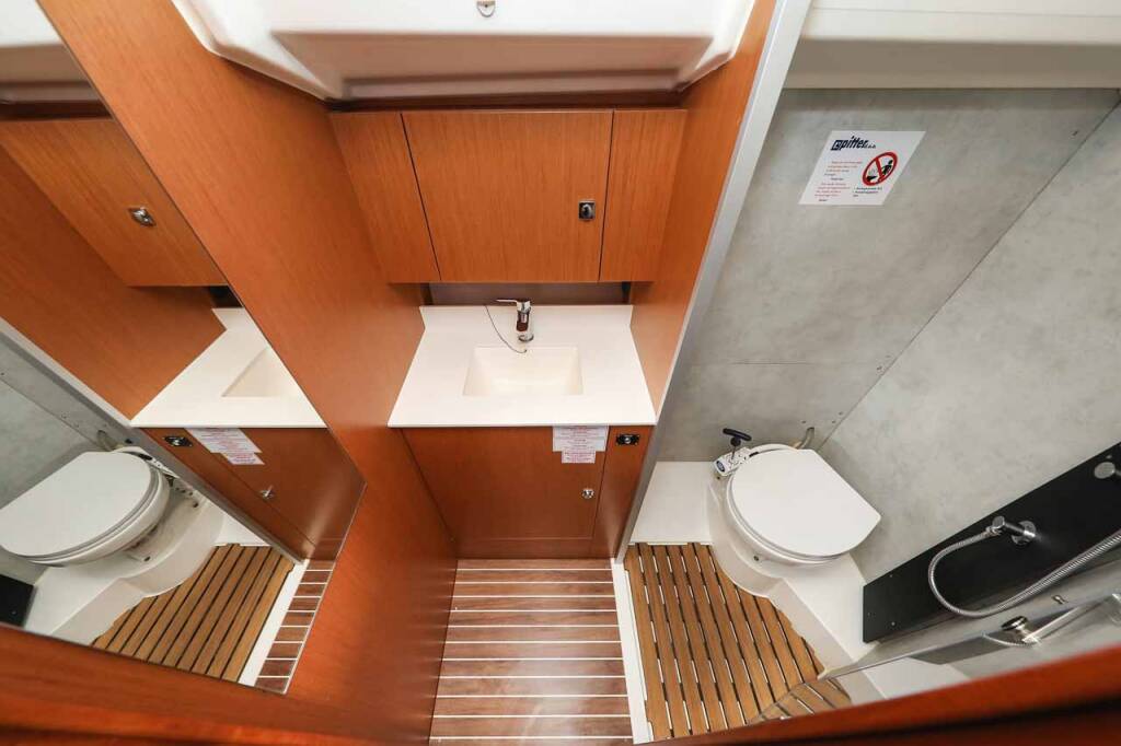 Segelyacht Bavaria C42 Good Times