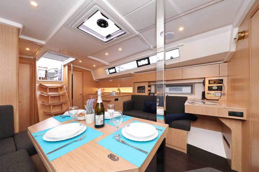Segelyacht Bavaria C42 Noana