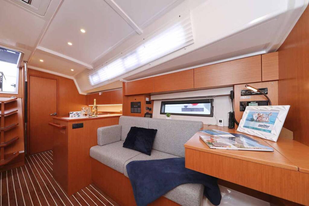 Segelyacht Bavaria C42 Valentin