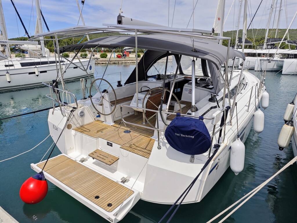 Bavaria C42 Relax