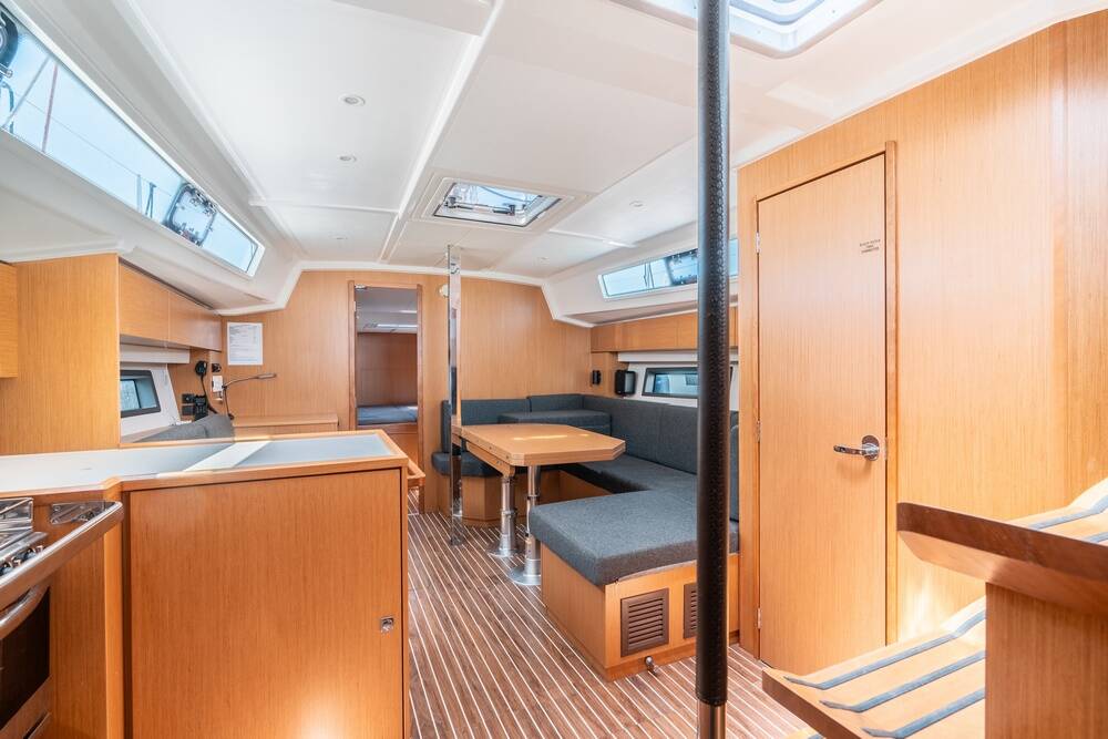 Segelyacht Bavaria C42 Avra